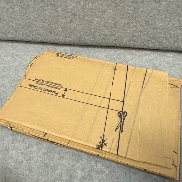 VTG 70s Butterick 5499 Girls Robe Nightgown Pajamas 10 CUT Sleepwear Cottagecore - Picture 12 of 13